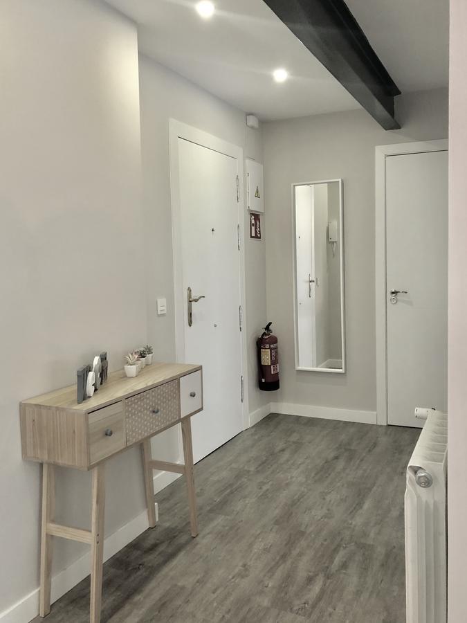 Plaza 5 Carabanchel Apartment Мадрид Экстерьер фото